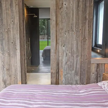 Sleeps 8 Pool Wifi Villa *