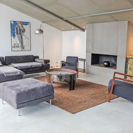 Sleeps 8 Pool Wifi Villa *